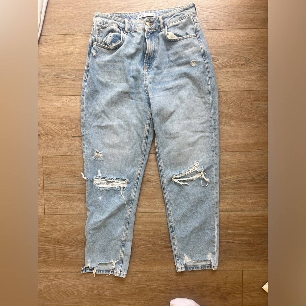 Zara mom jeans. Size 8